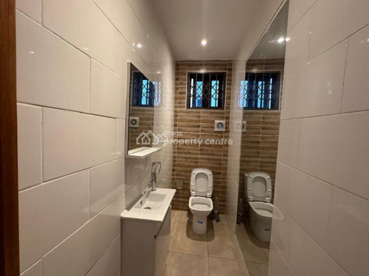 Executive 3-bedroom Townhouse @ Dzorwulu, Dzorwulu, Accra, Townhouse for Sale