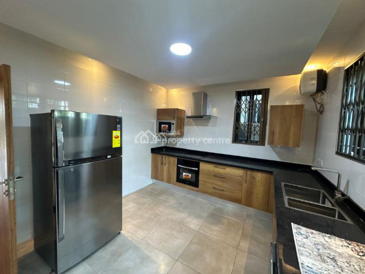 Executive 3-bedroom Townhouse @ Dzorwulu, Dzorwulu, Accra, Townhouse for Sale