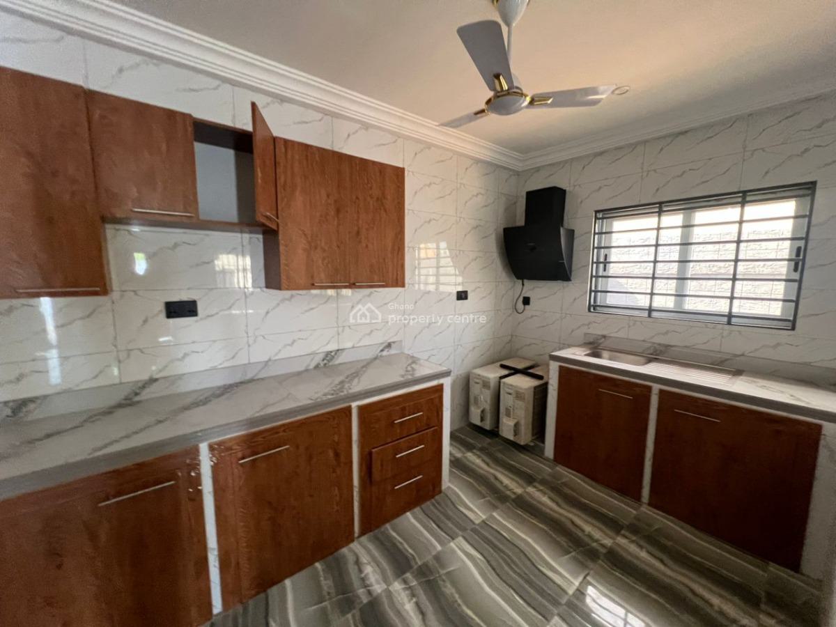 Executive 2-bedroom House@ East Airport, East Airport, Airport Residential Area, Accra, House for Rent