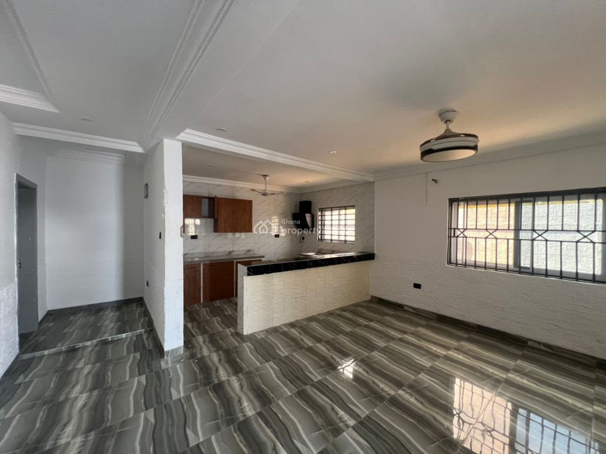 Executive 2-bedroom House@ East Airport, East Airport, Airport Residential Area, Accra, House for Rent