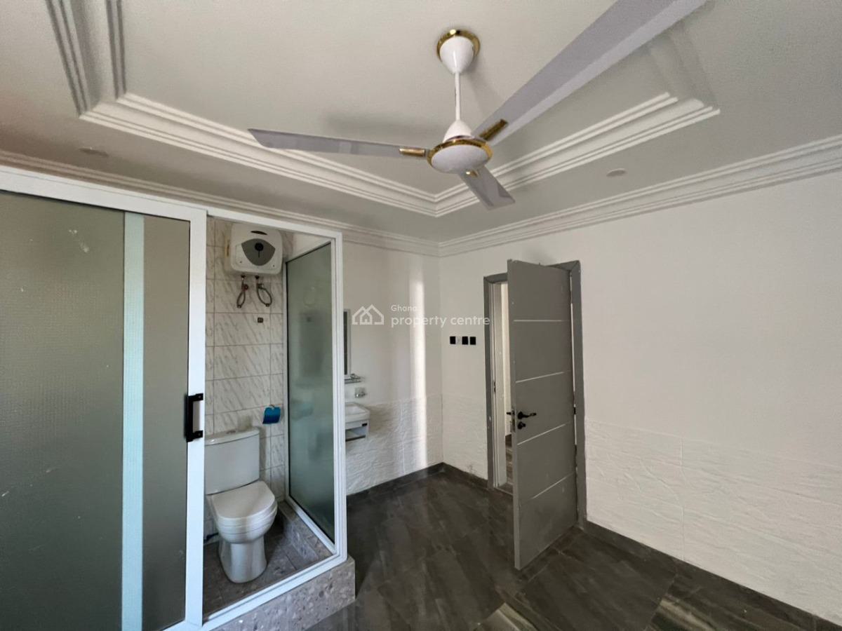 Executive 2-bedroom House@ East Airport, East Airport, Airport Residential Area, Accra, House for Rent