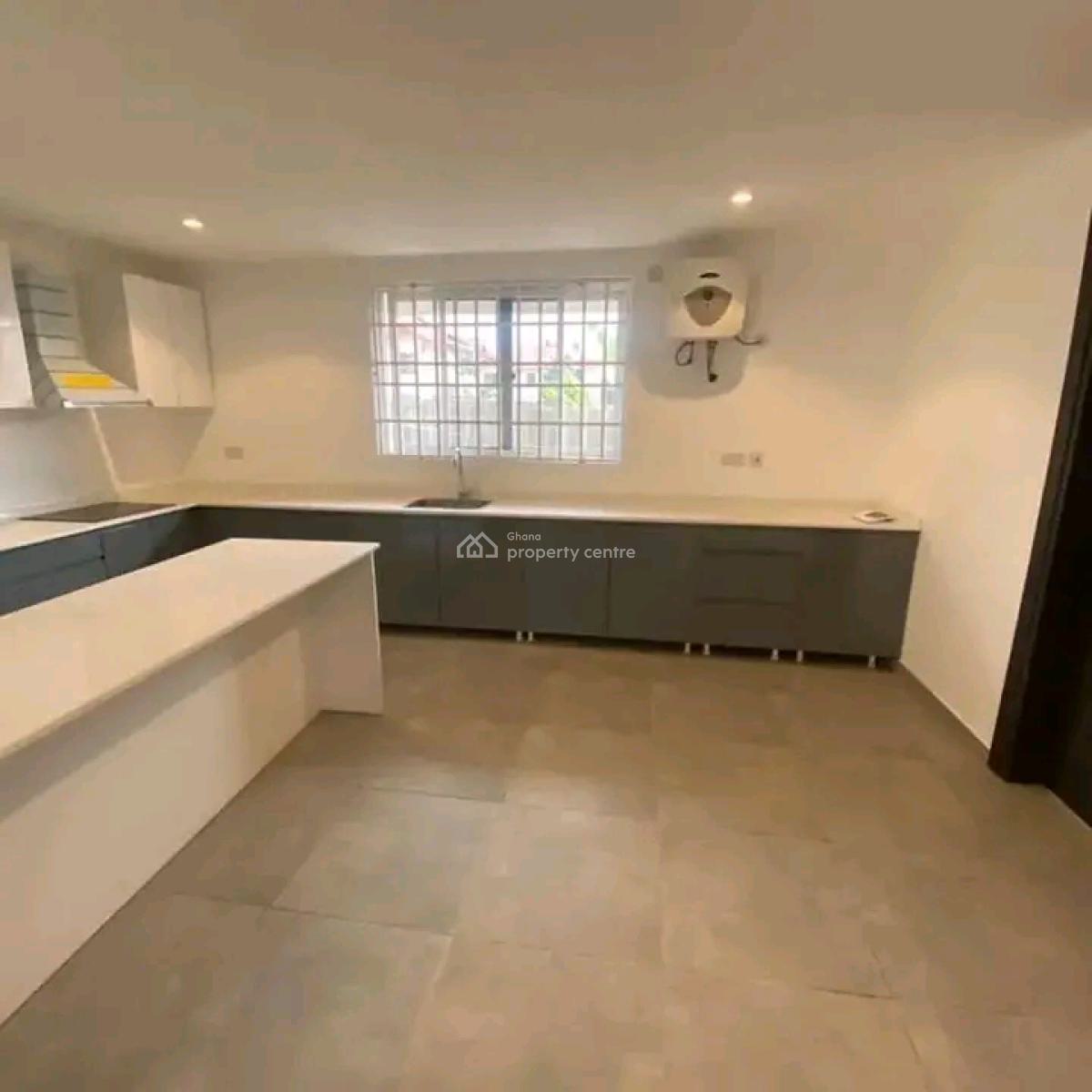 Unfurnished 3-bedroom Townhouse @ Cantonment, Cantonments, Accra, Townhouse for Rent