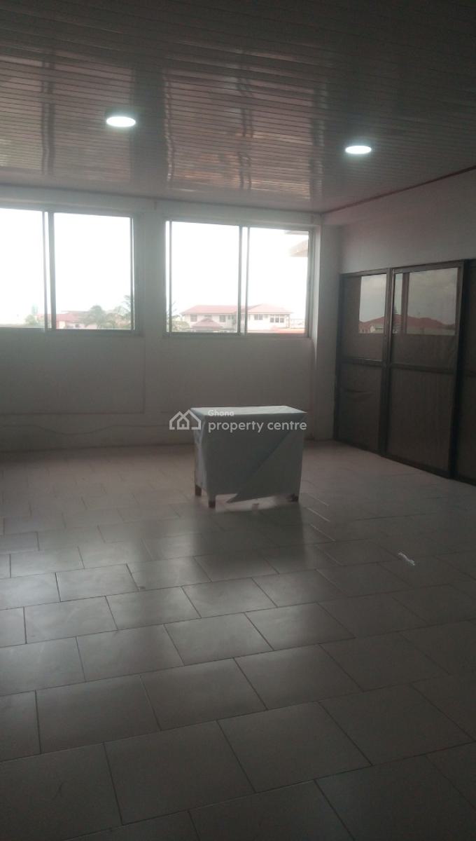 Office Space Units Upstairs on The Main Road, Basket Junction, Spintex, Accra, Office Space for Rent