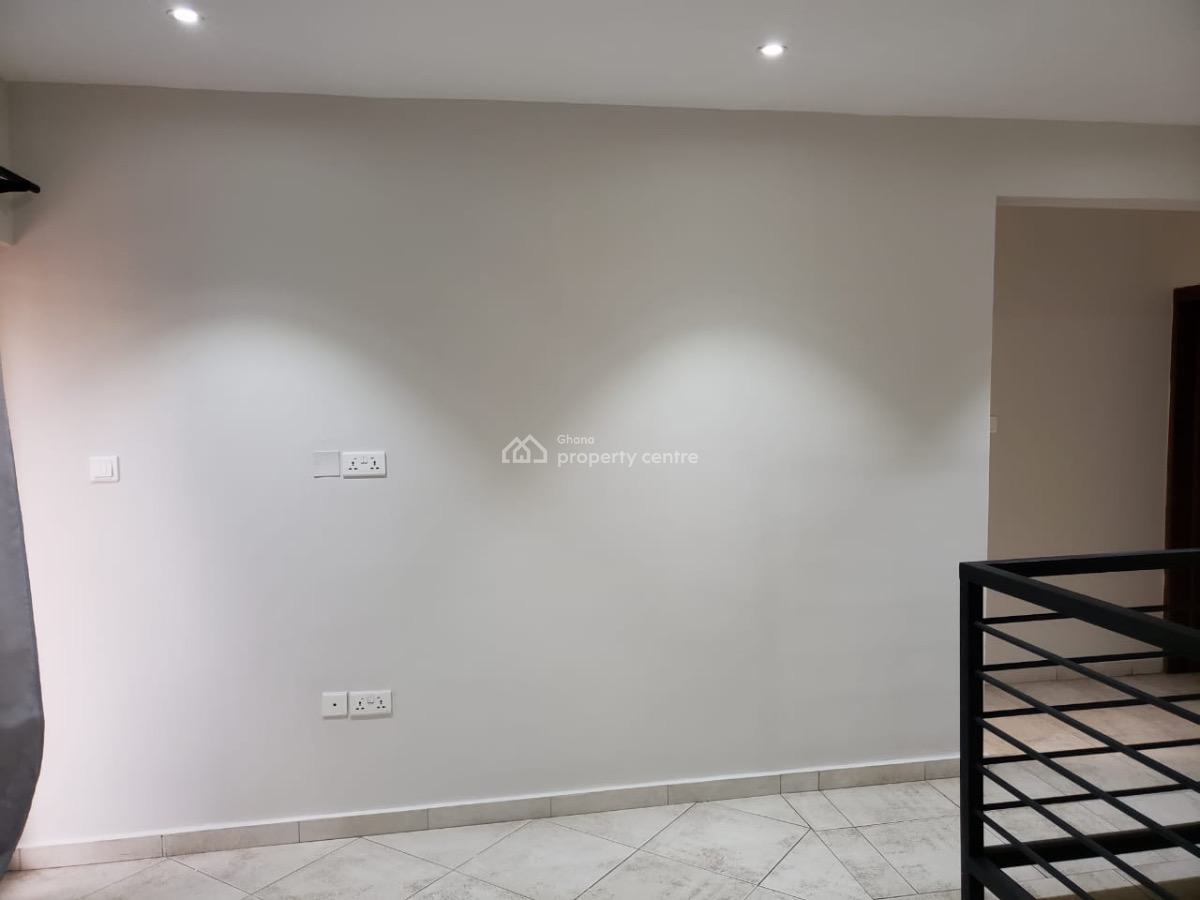 2 Bed Townhouse with Staff Quarters in a Gated Community with a Pool, Abelemkpe, Accra, Townhouse for Rent