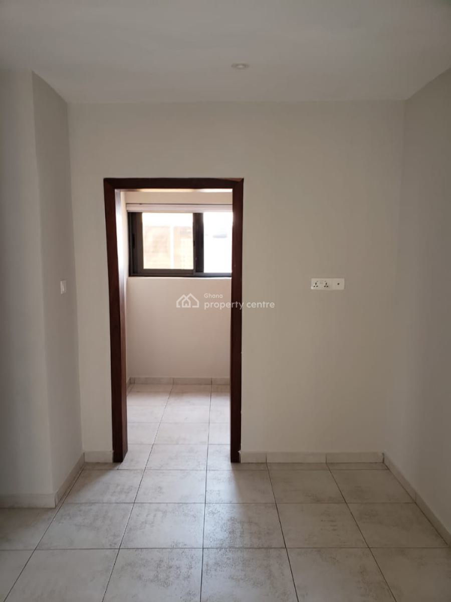 2 Bed Townhouse with Staff Quarters in a Gated Community with a Pool, Abelemkpe, Accra, Townhouse for Rent