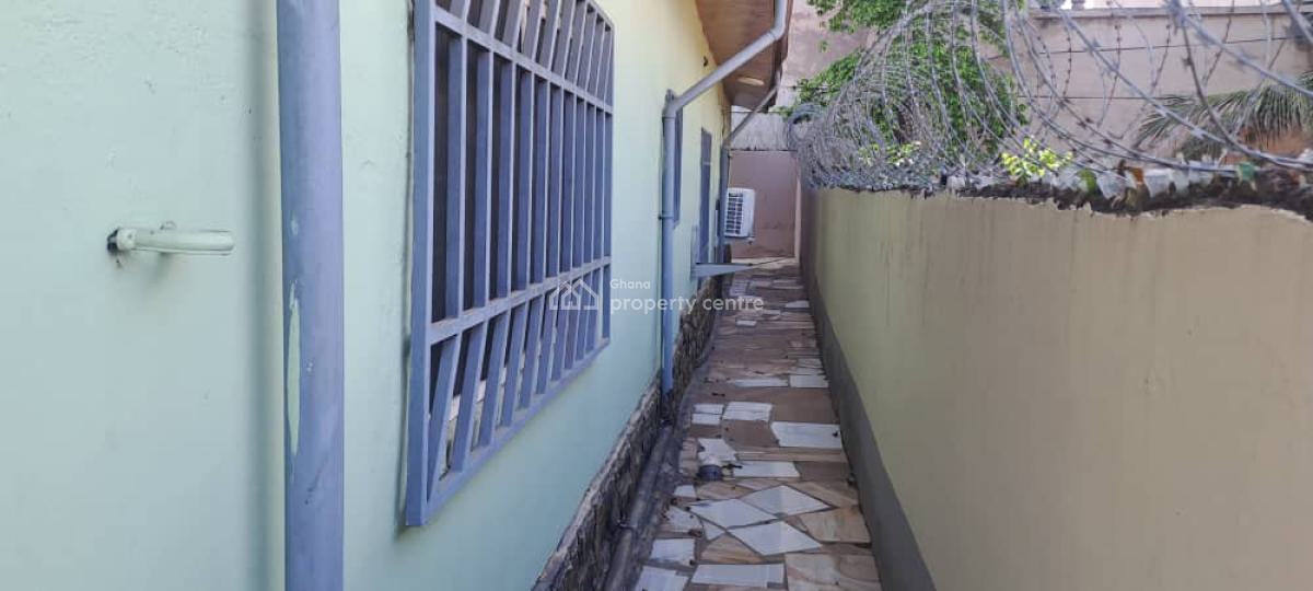 *auction 3 Master Brm House @ Ablekuma Bokorbokor Main, Ablekuman Bokorbokor, Ga West Municipal, Accra, House for Sale