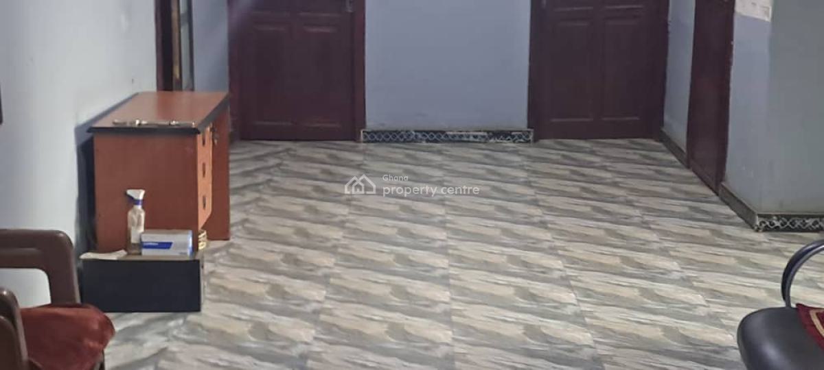 *auction 3 Master Brm House @ Ablekuma Bokorbokor Main, Ablekuman Bokorbokor, Ga West Municipal, Accra, House for Sale