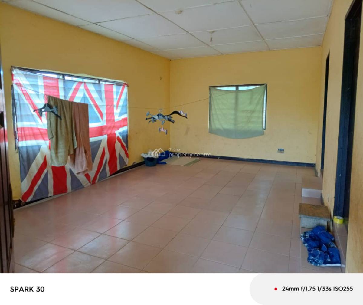 *2 Brm Estate House@ Ashongman Estates*, Ashongman Estate, Accra Metropolitan, Accra, House for Sale