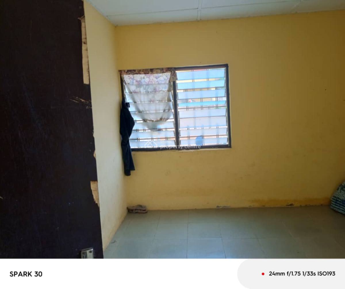 *2 Brm Estate House@ Ashongman Estates*, Ashongman Estate, Accra Metropolitan, Accra, House for Sale