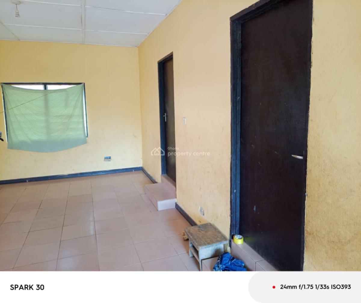 *2 Brm Estate House@ Ashongman Estates*, Ashongman Estate, Accra Metropolitan, Accra, House for Sale