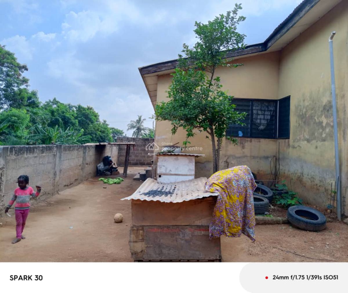 *2 Brm Estate House@ Ashongman Estates*, Ashongman Estate, Accra Metropolitan, Accra, House for Sale