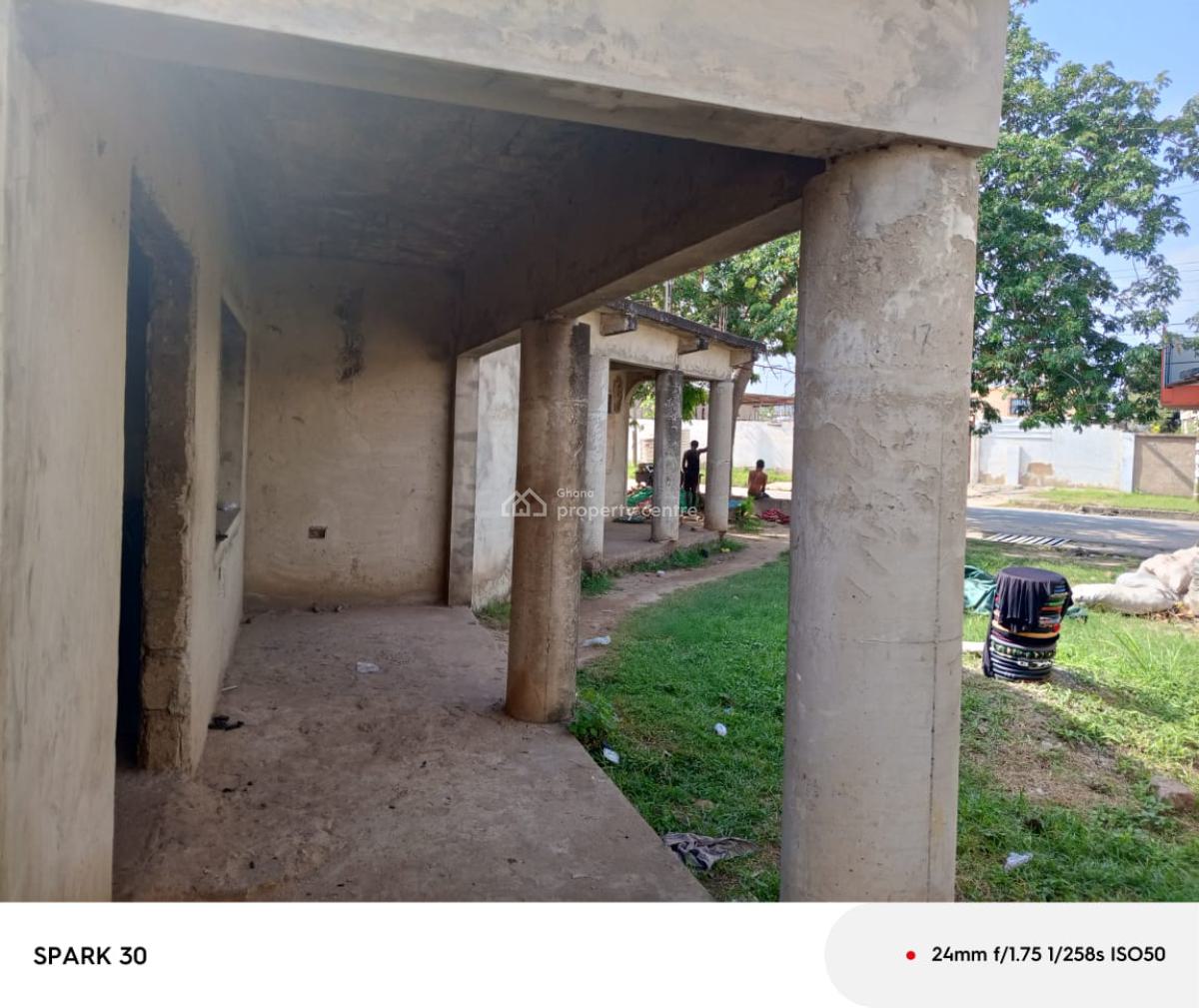 *roadside Freehold 2units of 2brm with Storey Foundation @ Sakaman, Sakaman, Accra Metropolitan, Accra, House for Sale