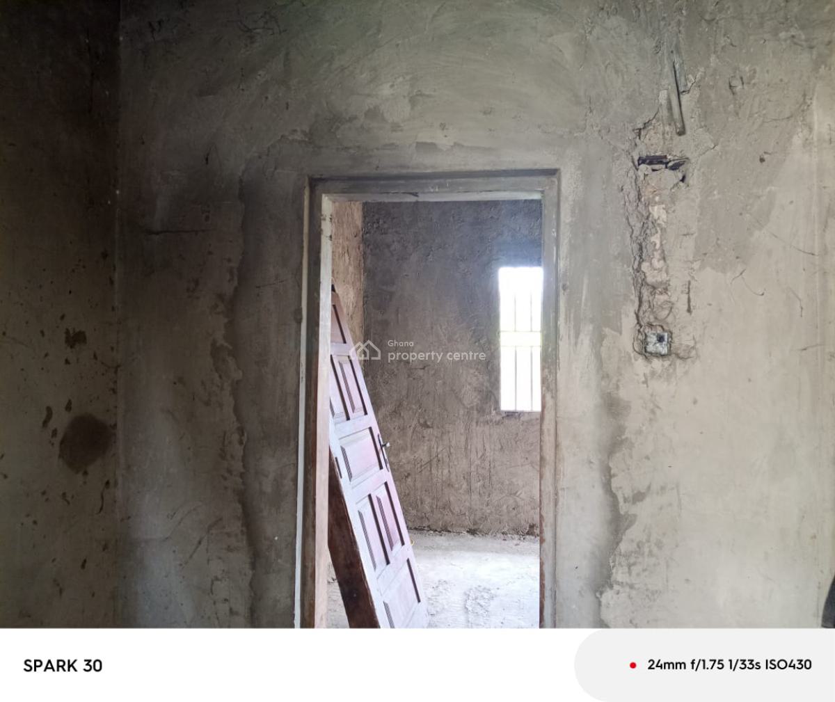 *roadside Freehold 2units of 2brm with Storey Foundation @ Sakaman, Sakaman, Accra Metropolitan, Accra, House for Sale