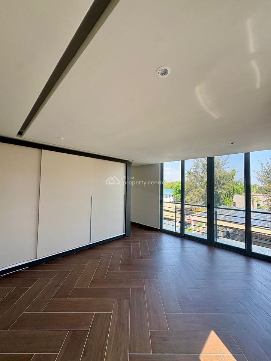 Executive 4-bedroom, Cantonments, Accra, House for Rent