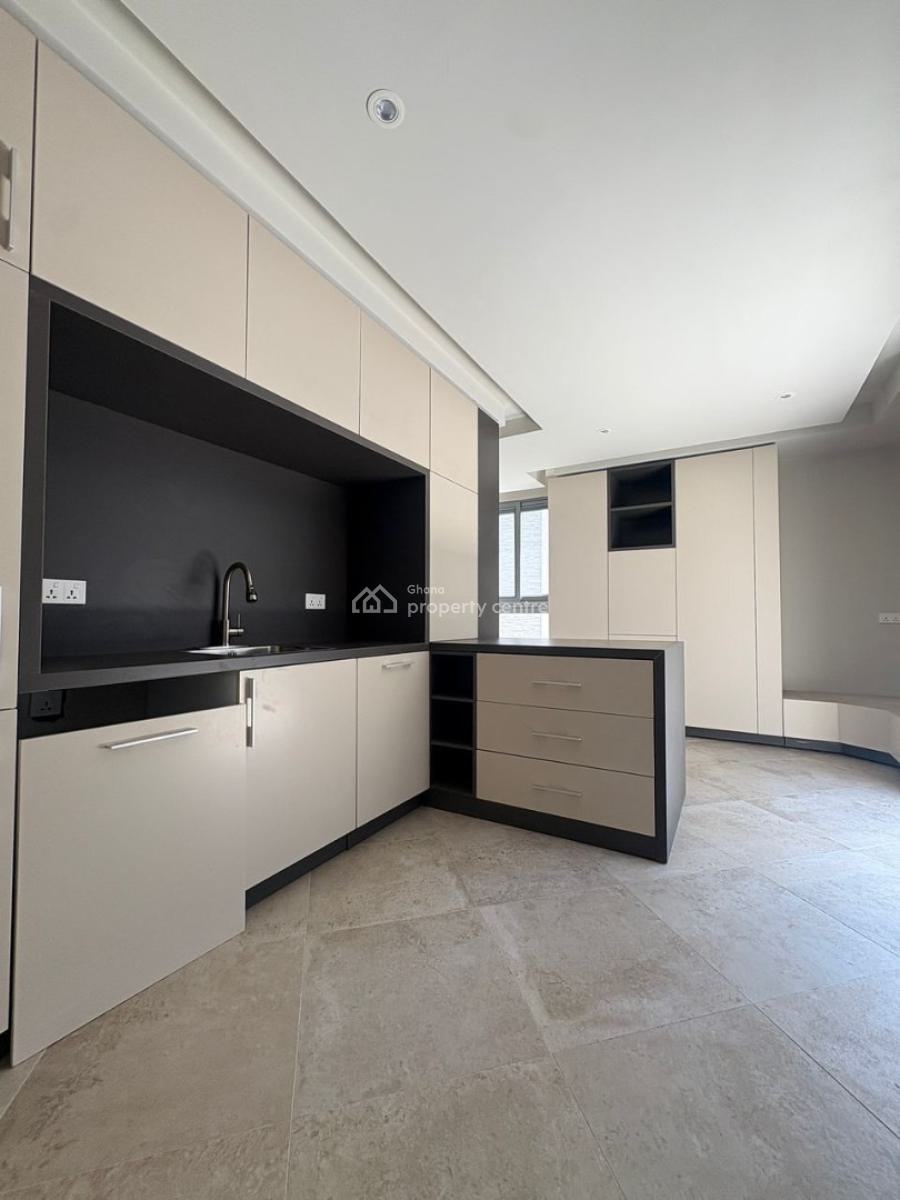 Executive 4-bedroom, Cantonments, Accra, House for Rent