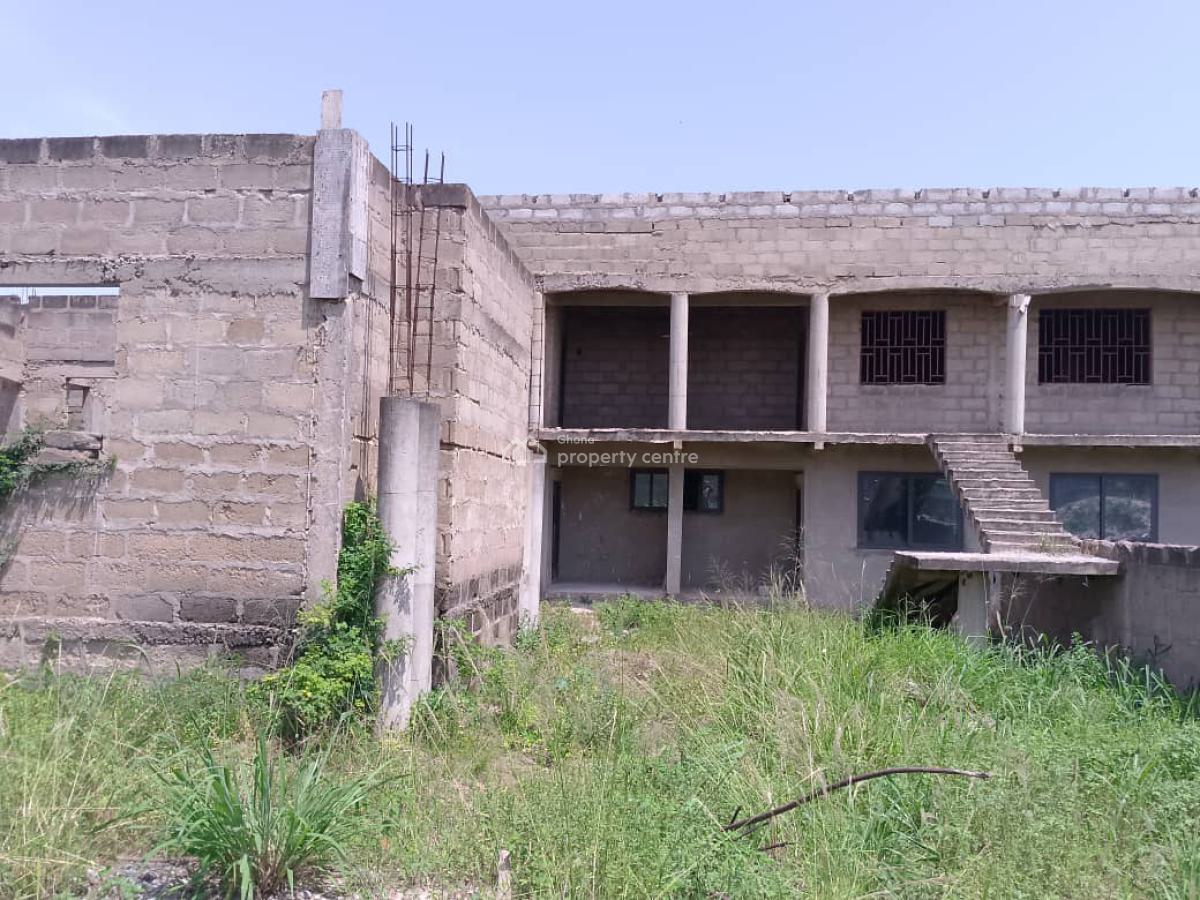 *12 Storey Building of 6 Units of Chamber & Hall Self Contain @ Kaosa, Cp, Awutu-senya East, Central Region, House for Sale