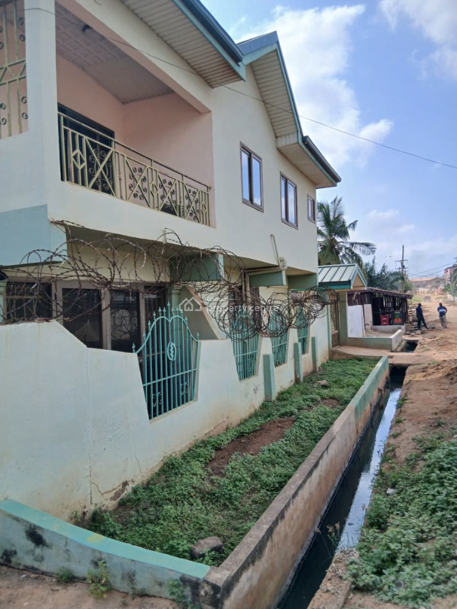 *titled 5brm Storey + Outhouse Before Mary Lucy Hospital, Awoshie*, Awoshie Mary Lucy Hospital Area, Ga Central Municipal, Accra, House for Sale