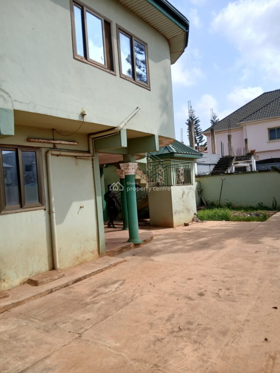 *titled 5brm Storey + Outhouse Before Mary Lucy Hospital, Awoshie*, Awoshie Mary Lucy Hospital Area, Ga Central Municipal, Accra, House for Sale