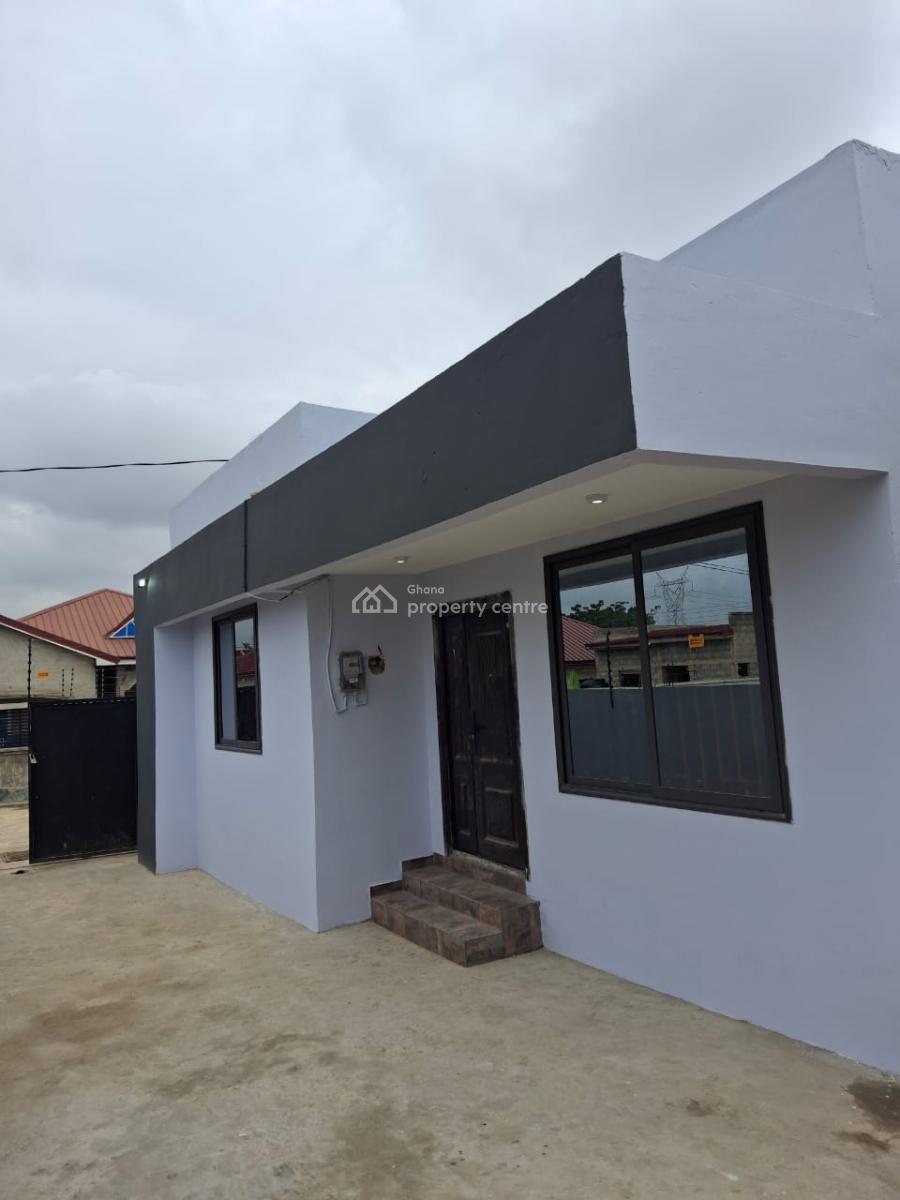 *titled & Newly Built 2 Master Brm House @ Oyarifa, Accra, Oyarifa Ghana Flag, Oyarifa, La Nkwantanang Madina Municipal, Accra, House for Sale
