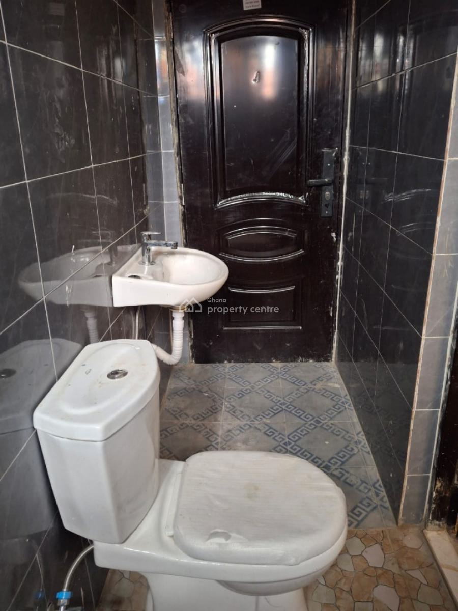 *titled & Newly Built 2 Master Brm House @ Oyarifa, Accra, Oyarifa Ghana Flag, Oyarifa, La Nkwantanang Madina Municipal, Accra, House for Sale