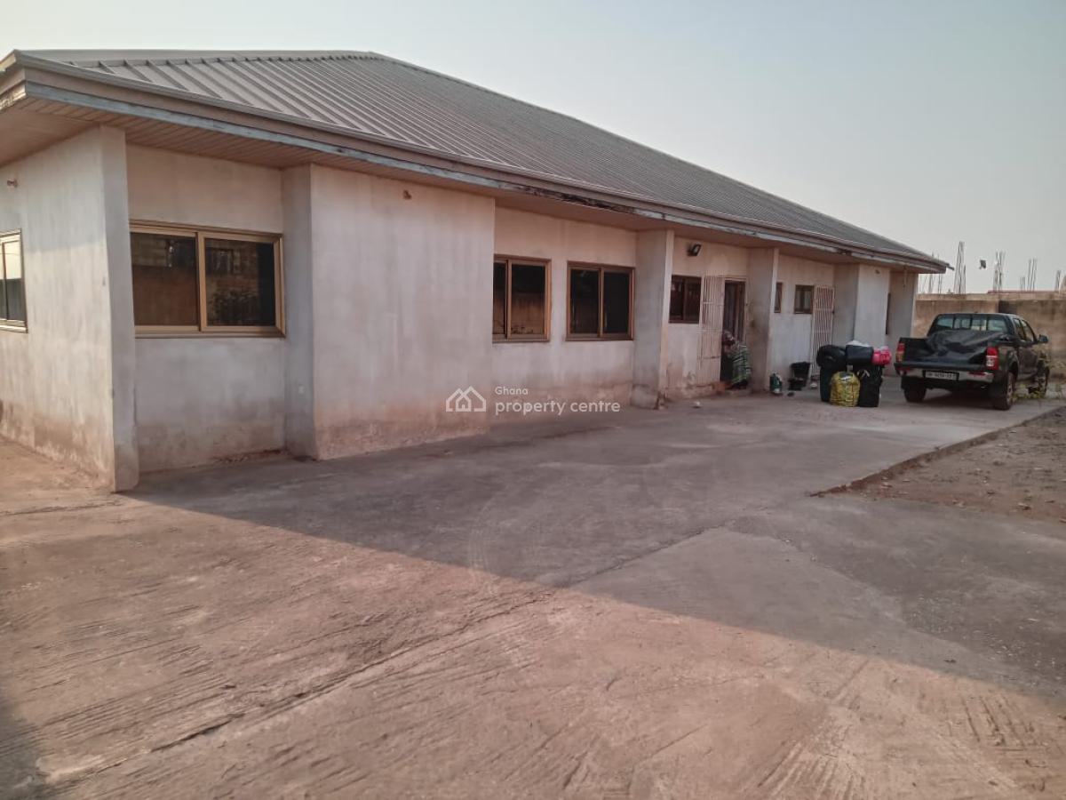 *hot Cake Titled 5brm House on 1 & Half Plots Behind West Hills Mall, West Hills Mall Area, Accra Metropolitan, Accra, House for Sale