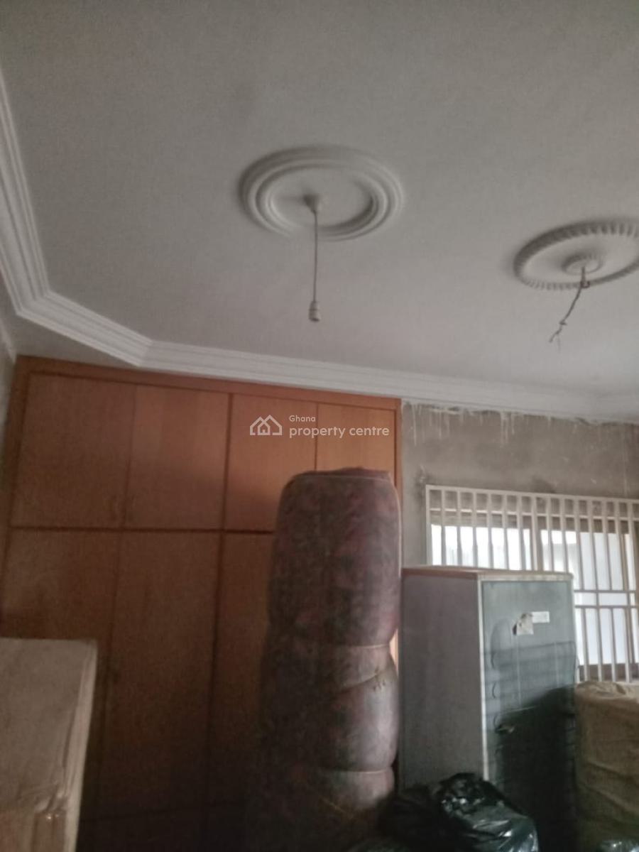 *hot Cake Titled 5brm House on 1 & Half Plots Behind West Hills Mall, West Hills Mall Area, Accra Metropolitan, Accra, House for Sale