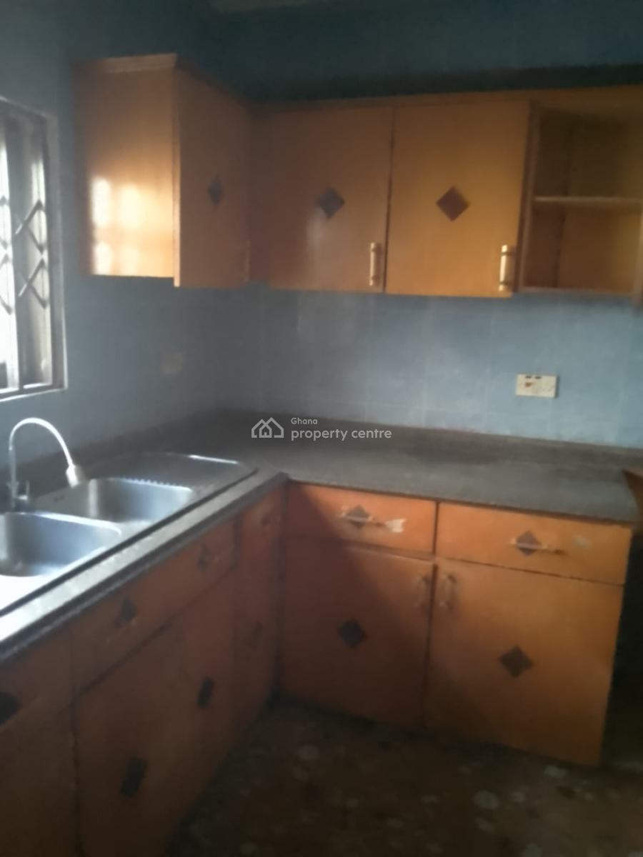 *registered 5brm + Outhouse @ Gbawe, Accra*, Gbawe Bulemin Area, Ga South Municipal, Accra, House for Sale