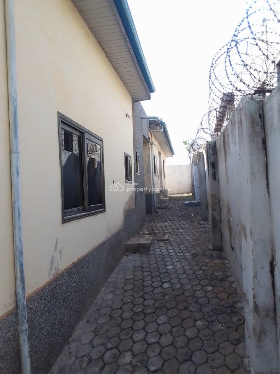 *registered 5brm + Outhouse @ Gbawe, Accra*, Gbawe Bulemin Area, Ga South Municipal, Accra, House for Sale