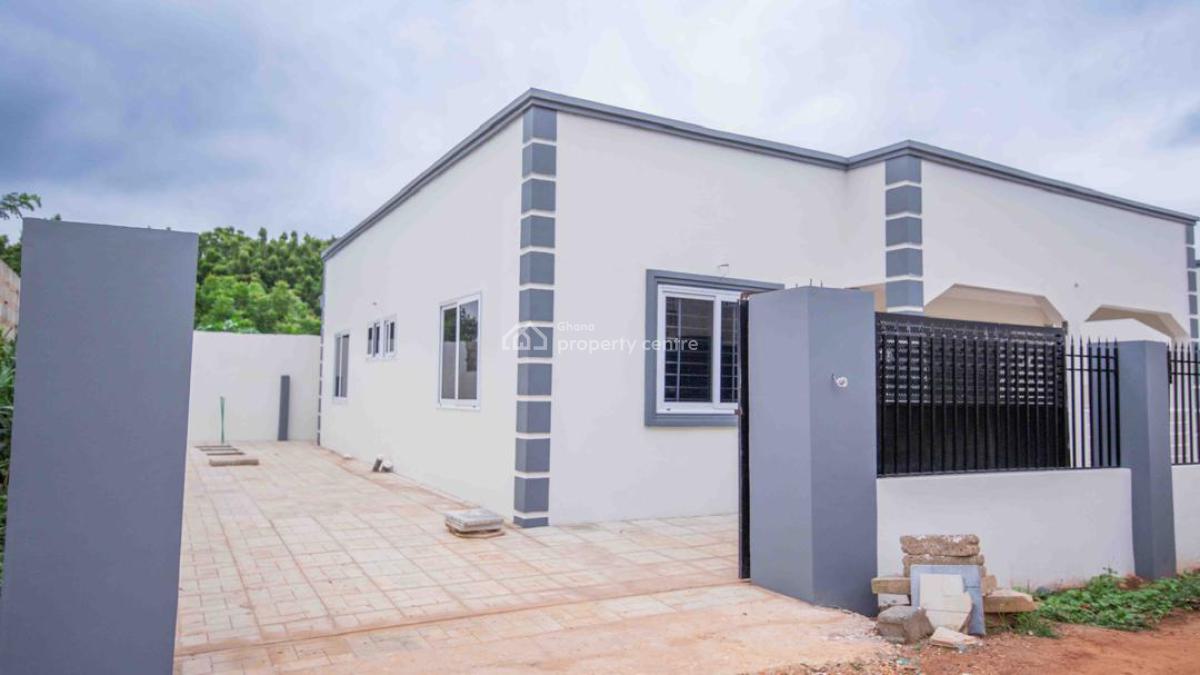2 Bedroom Detached Bungalow, Oyarifa Wanaki School, Oyarifa, La Nkwantanang Madina Municipal, Accra, Detached Bungalow for Sale