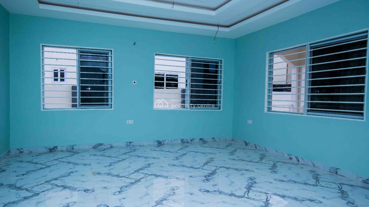 2 Bedroom Detached Bungalow, Oyarifa Wanaki School, Oyarifa, La Nkwantanang Madina Municipal, Accra, Detached Bungalow for Sale