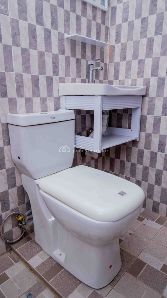 2 Bedroom Detached Bungalow, Oyarifa Wanaki School, Oyarifa, La Nkwantanang Madina Municipal, Accra, Detached Bungalow for Sale