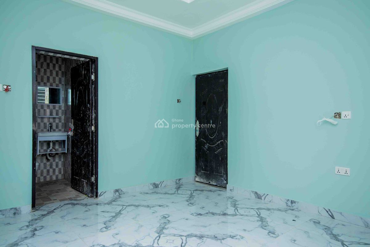 2 Bedroom Detached Bungalow, Oyarifa Wanaki School, Oyarifa, La Nkwantanang Madina Municipal, Accra, Detached Bungalow for Sale