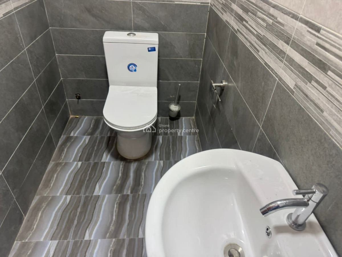 Executive 4-bedroom, Tema, Accra, House for Rent