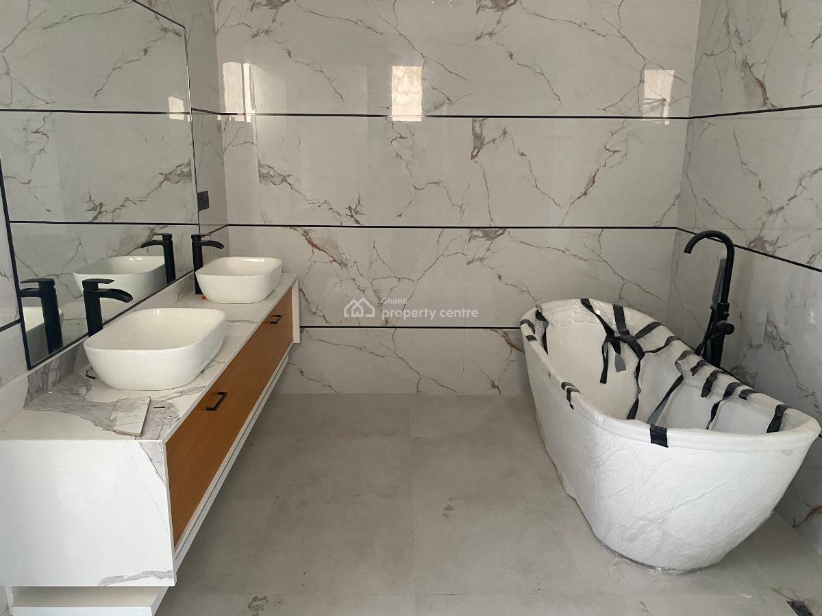 Luxurious 4-bedroom Detached Residence in East Legon (adjiringanor), Adjiringanor, Adjiringanor, East Legon, Accra, Apartment for Sale