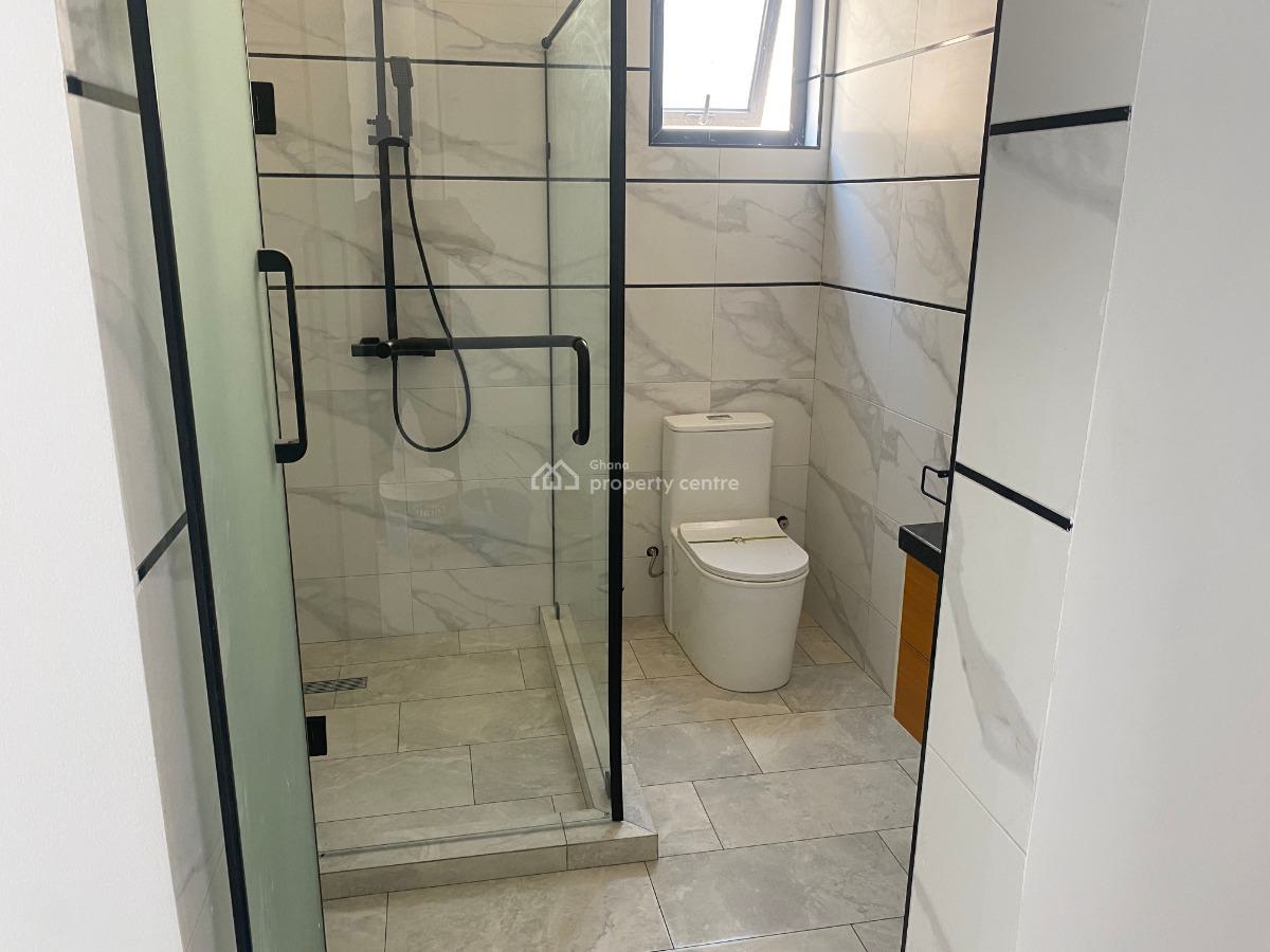 Luxurious 4-bedroom Detached Residence in East Legon (adjiringanor), Adjiringanor, Adjiringanor, East Legon, Accra, Apartment for Sale