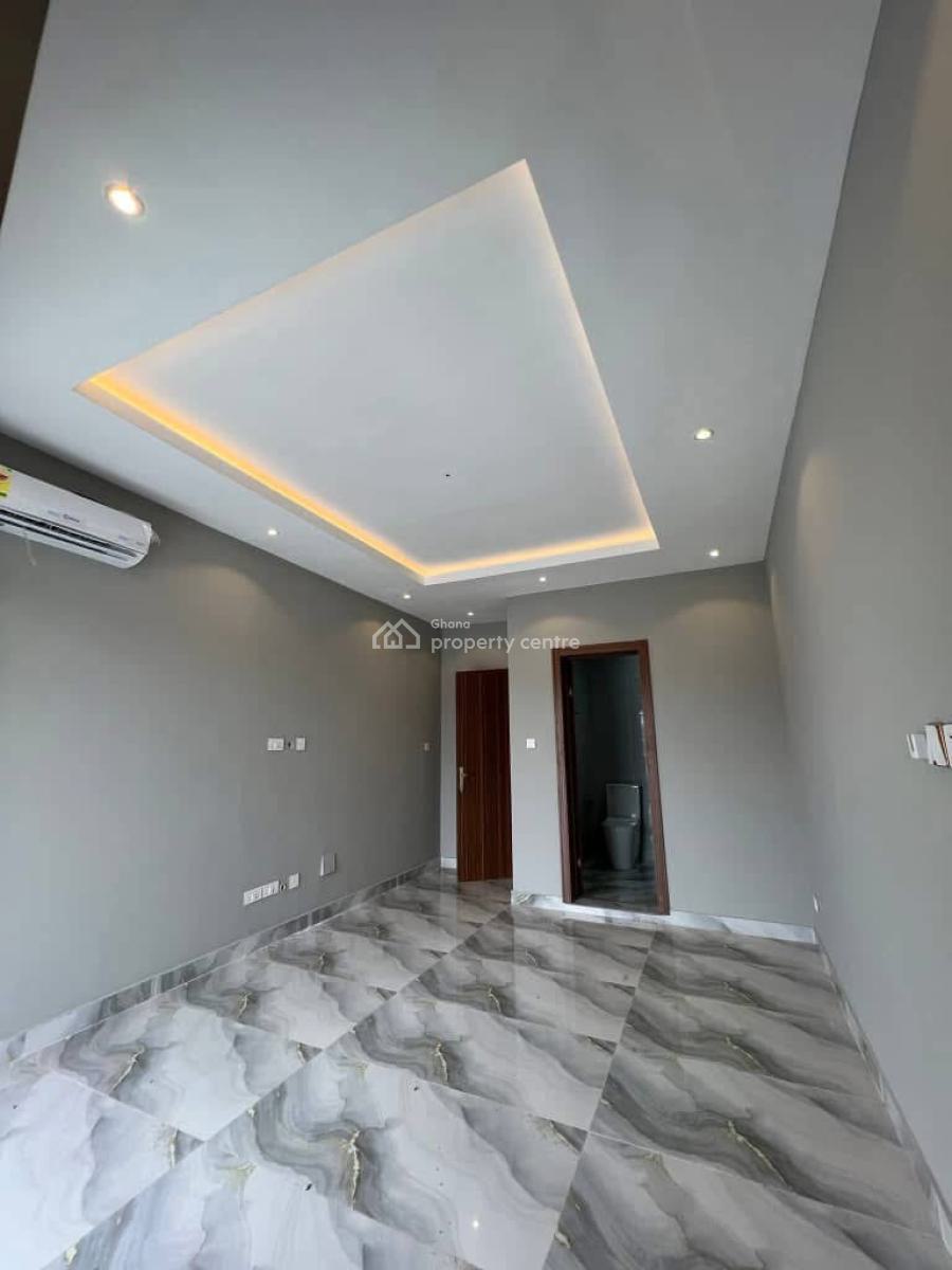 Luxury 2 Bedroom Townhouse in School Junction, Adgringanor, Ashaley Botwe, Adenta Municipal, Accra, Townhouse for Sale