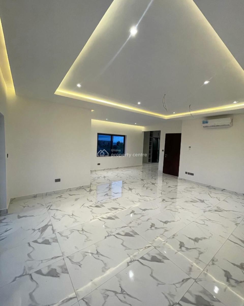 3 Bedroom with House Boys Quarters Lakeside, Lakeside, Adenta Municipal, Accra, Detached Duplex for Sale