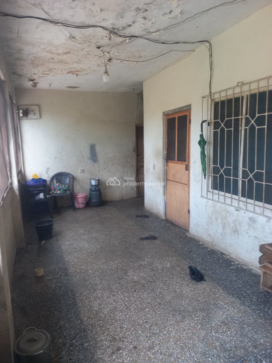 4 Bedrooms ( Dechemso) Kumasi Airport, Dechemso, Near Kumasi Airport, Kumasi Metropolitan, Ashanti, House for Sale