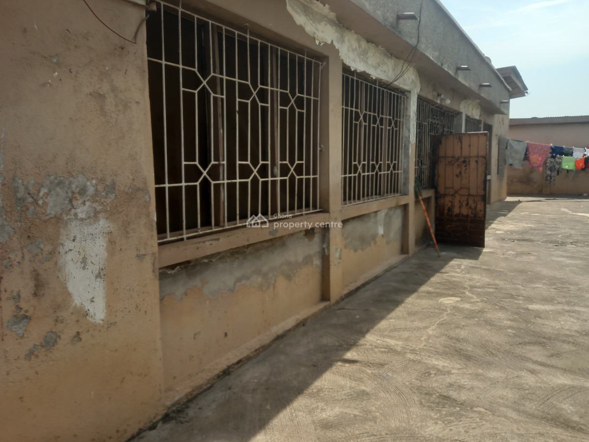 4 Bedrooms ( Dechemso) Kumasi Airport, Dechemso, Near Kumasi Airport, Kumasi Metropolitan, Ashanti, House for Sale