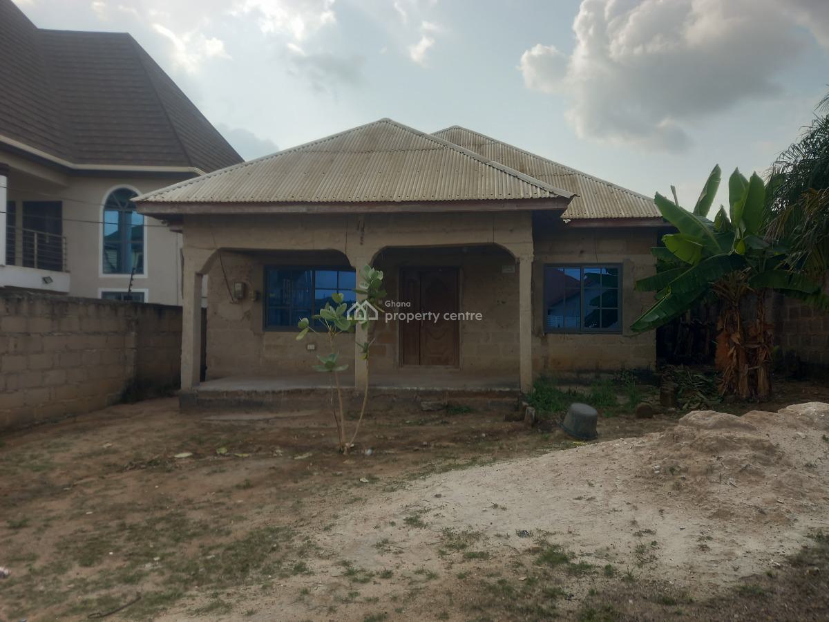 4 Bedrooms, Kenyasi Abrem, Kumasi Metropolitan, Ashanti, House for Sale