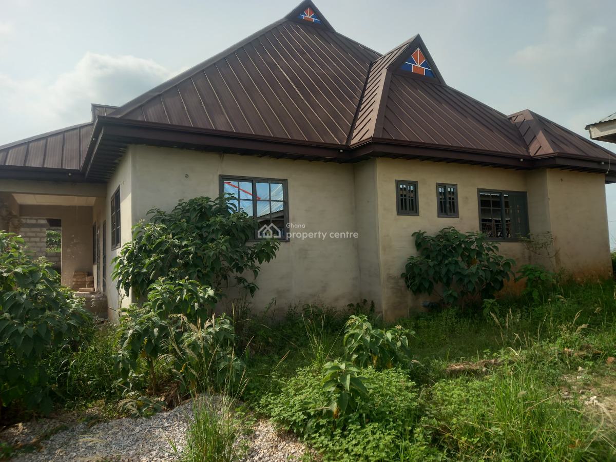 5 Bedrooms, Framoase,achiase Wasamire, Near Owhim Amanfrom, Buoho, Afrancho., Kumasi Metropolitan, Ashanti, House for Sale