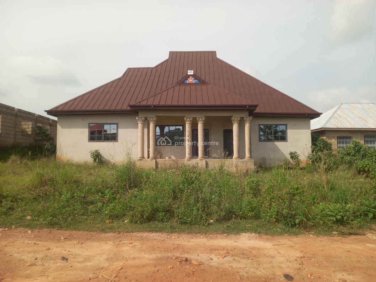 5 Bedrooms, Framoase,achiase Wasamire, Near Owhim Amanfrom, Buoho, Afrancho., Kumasi Metropolitan, Ashanti, House for Sale
