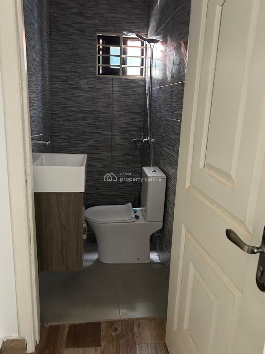 Three Bedroom Crescent Short Stay, 53 Acacia Street, Kuottam Estate, Oyarifa, La Nkwantanang Madina Municipal, Accra, Apartment Short Let