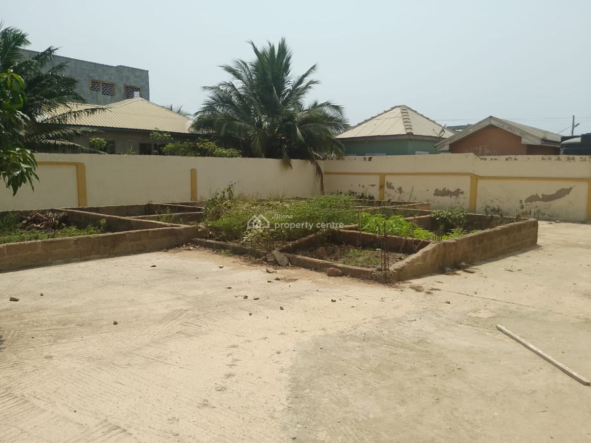 *new 4 Master Brm House on 2 Plots @ Kokrobite*, Kokrobite Dvla Office, Accra Metropolitan, Accra, House for Sale