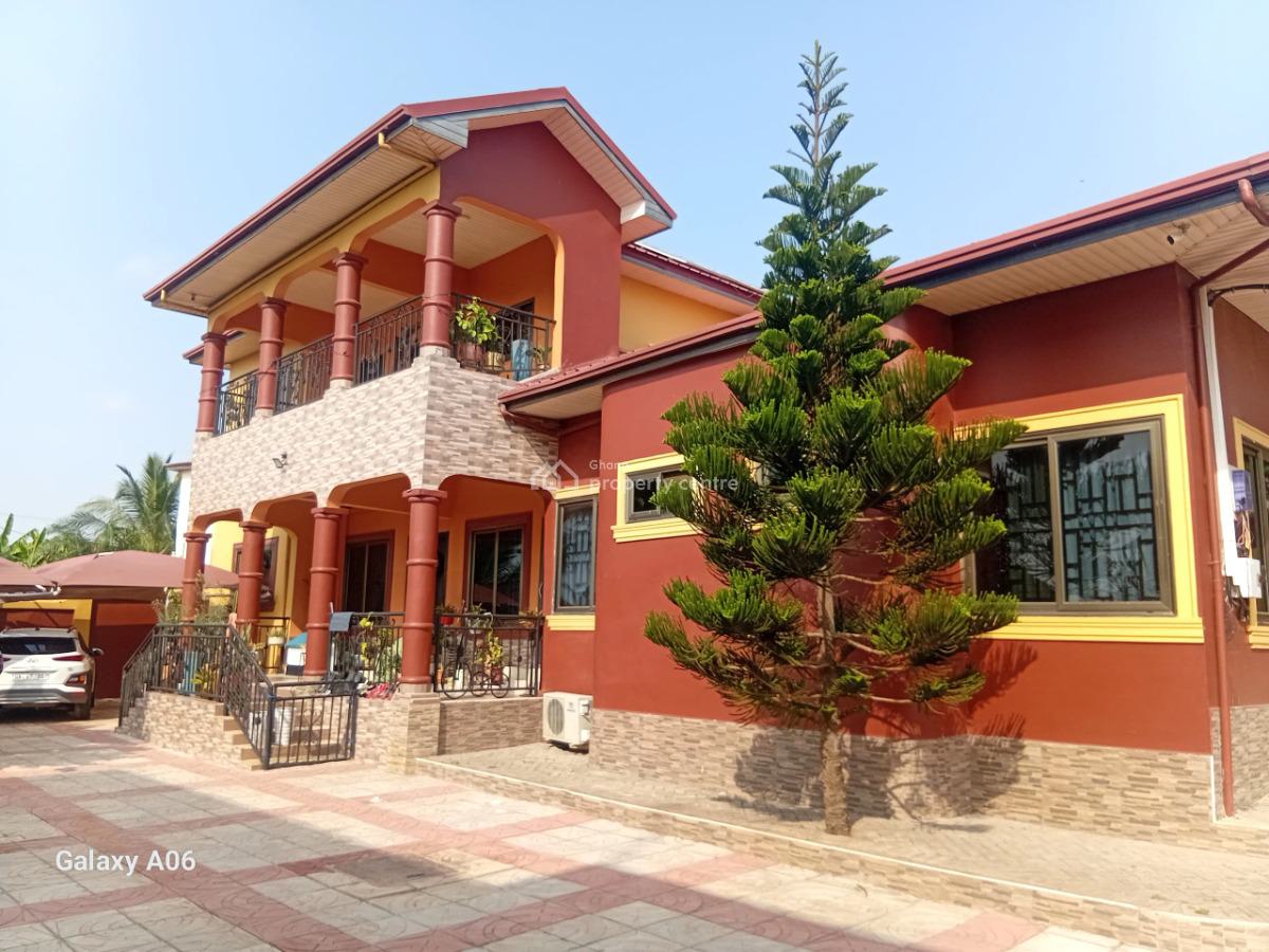 *registered Modern 6master Brm House+ Outhouse @ Bortianor*, Bortianor, Accra Metropolitan, Accra, House for Sale