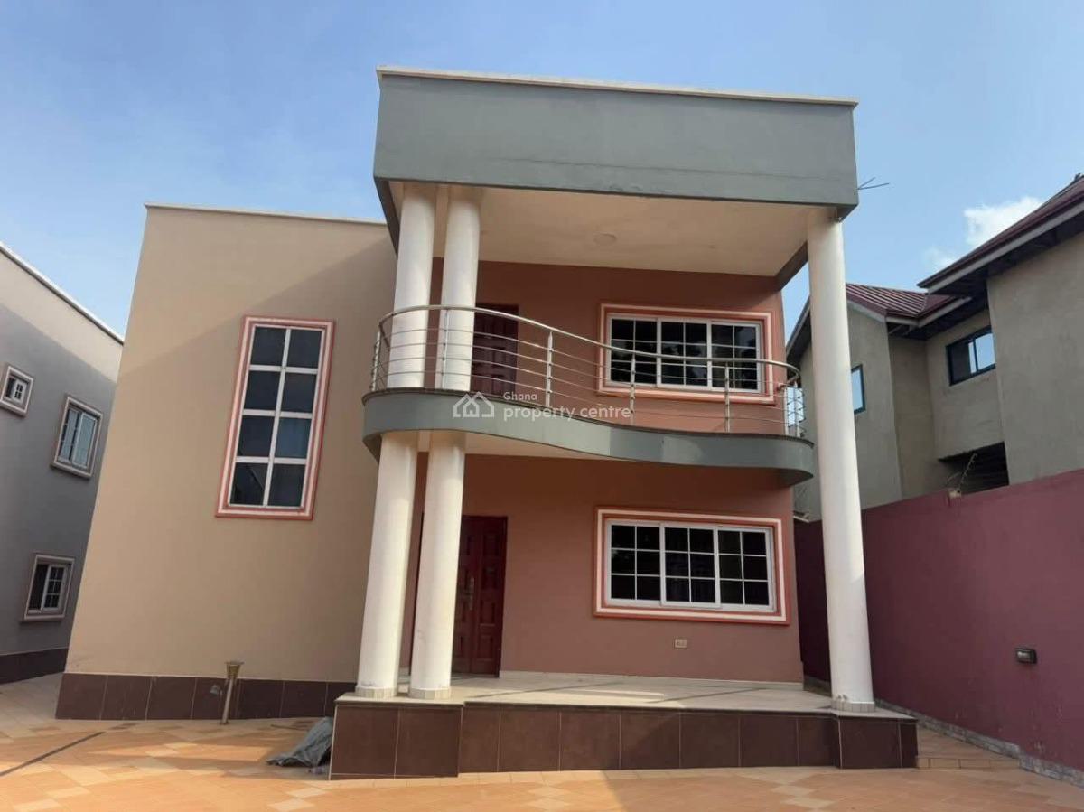 Executive 3-bedroom Townhouse, Achimota, Accra, Townhouse for Rent