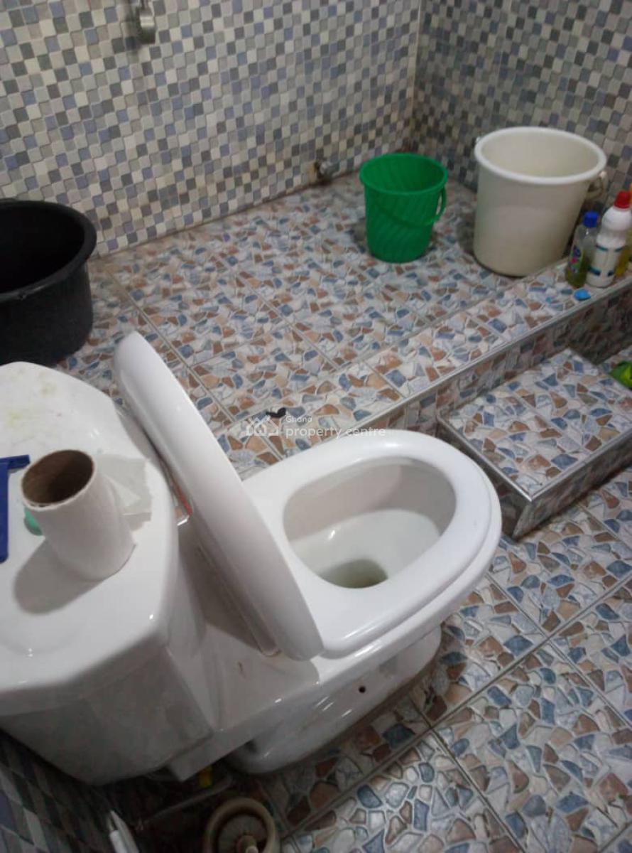 Executive 15 Bedroom, Ga East Municipal, Accra, Hotel / Guest House for Sale