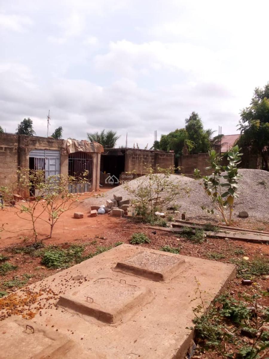 Storey Building Structure of 4 Apartments, Pentecost Ablekuma, Accra Metropolitan, Accra, Apartment for Sale