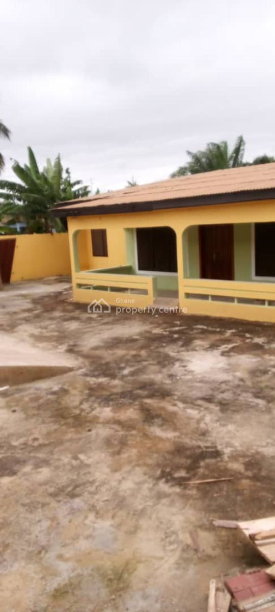 *registered 4brm House with a Store @ Anyaa, Accra*, Anyaa Deeper Life Area, Accra Metropolitan, Accra, House for Sale