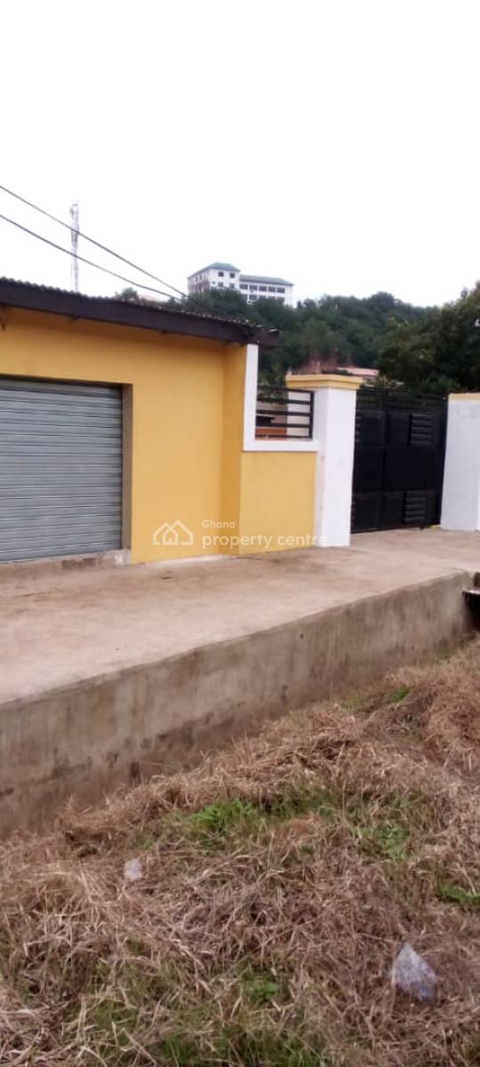 *registered 4brm House with a Store @ Anyaa, Accra*, Anyaa Deeper Life Area, Accra Metropolitan, Accra, House for Sale